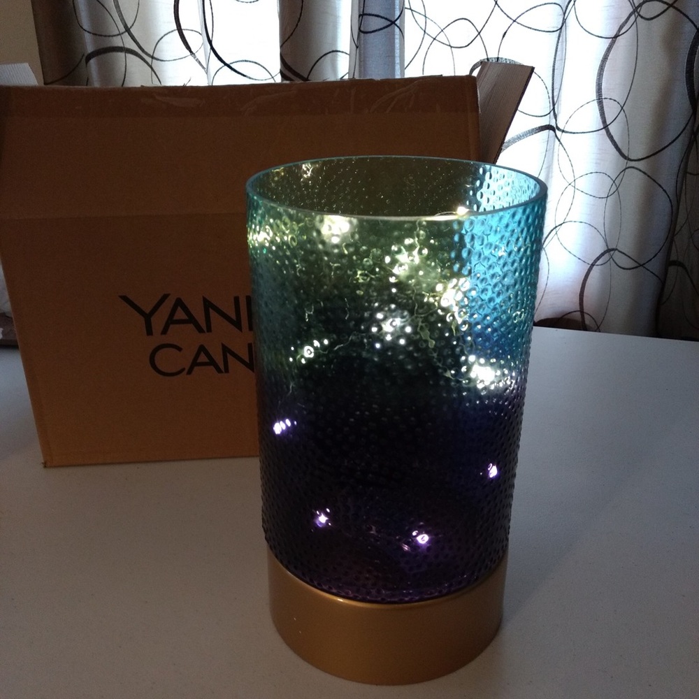 candle holder w lights